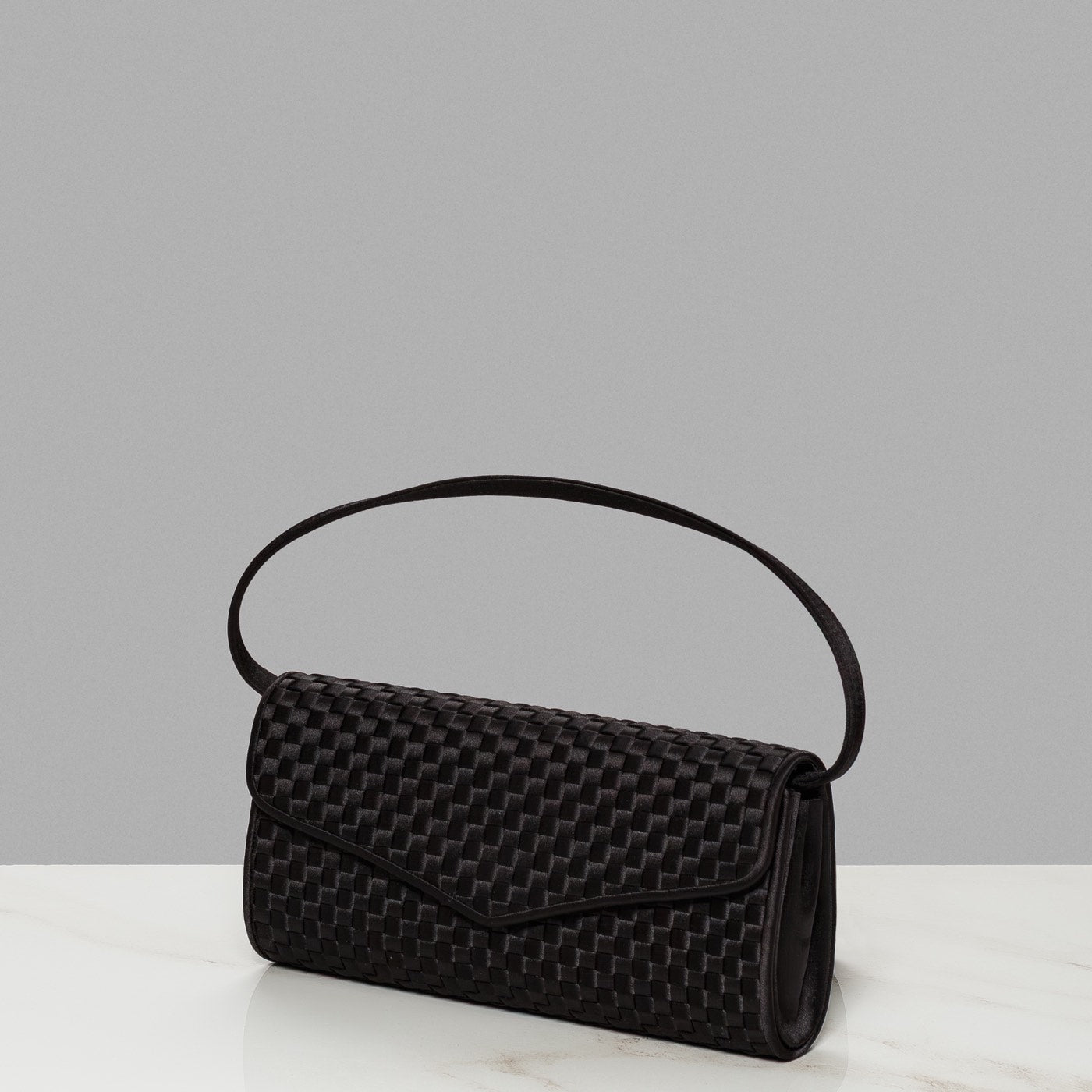 The Signature Collection Handbag - Essential Black